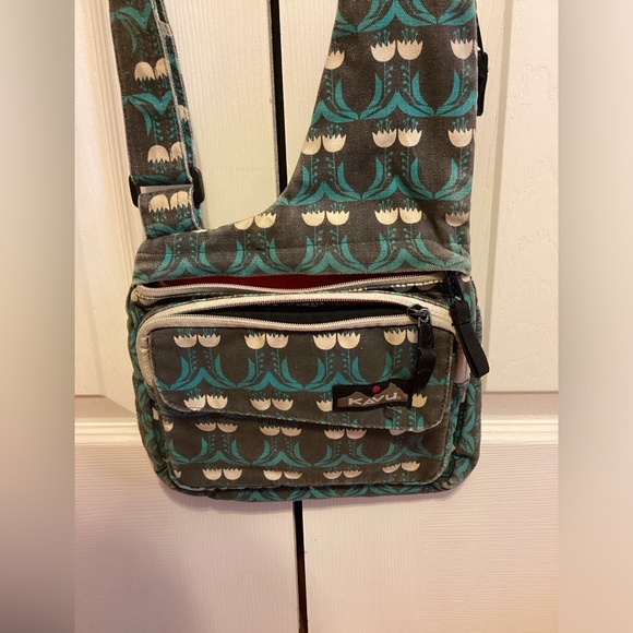 Kavu Handbags - Kavu multi color crossbody